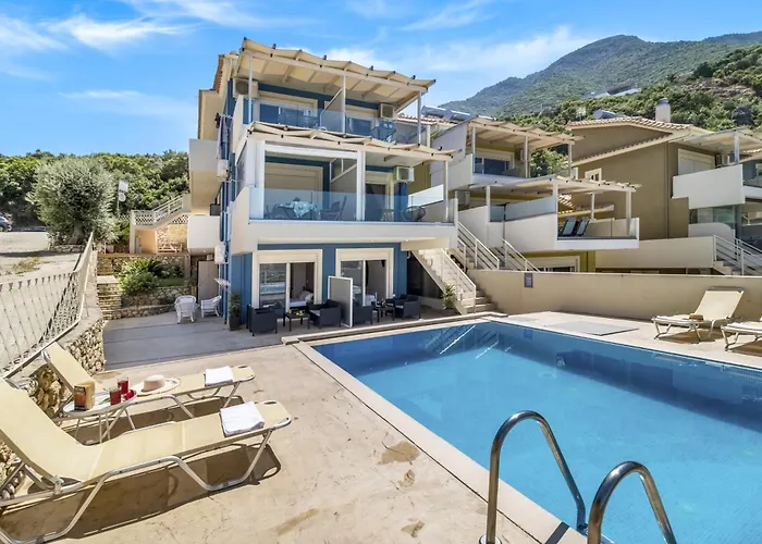 Oceanida Aelia Appartement *