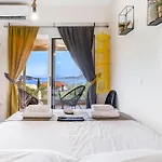 Apartamento Oceanida Aelia *