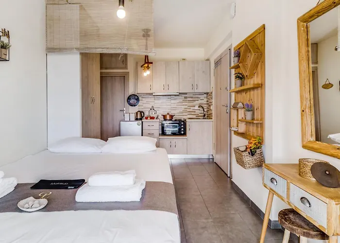 Oceanida Aelia Apartament *